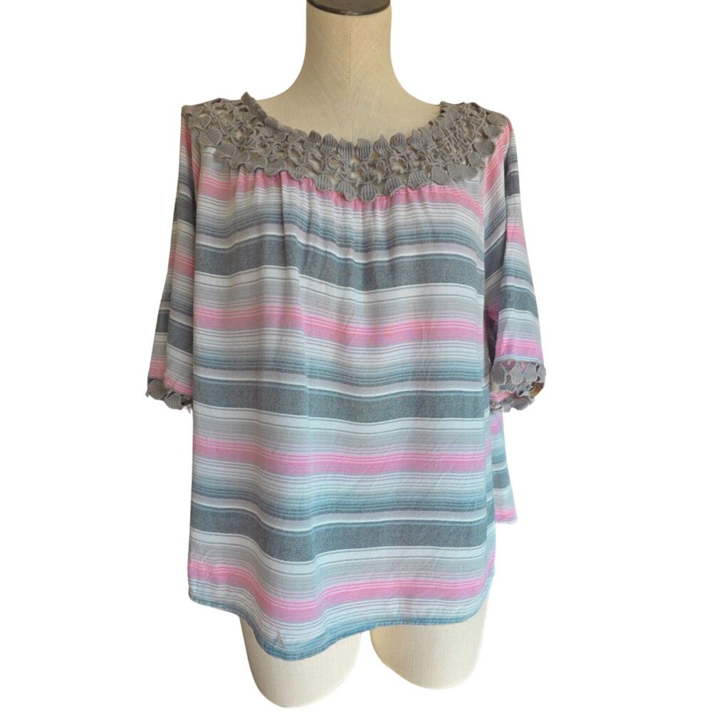Ariat Top Womens Size M Gray Crochet Neckline Sleeve Stripe Western Rodeo Boho